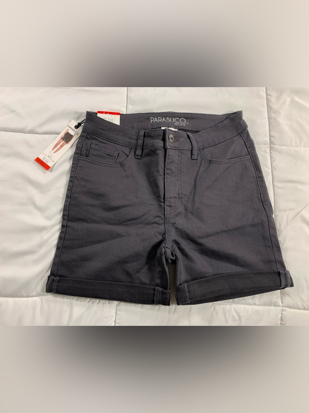 New PARASUCO mid rise jean shorts size 8